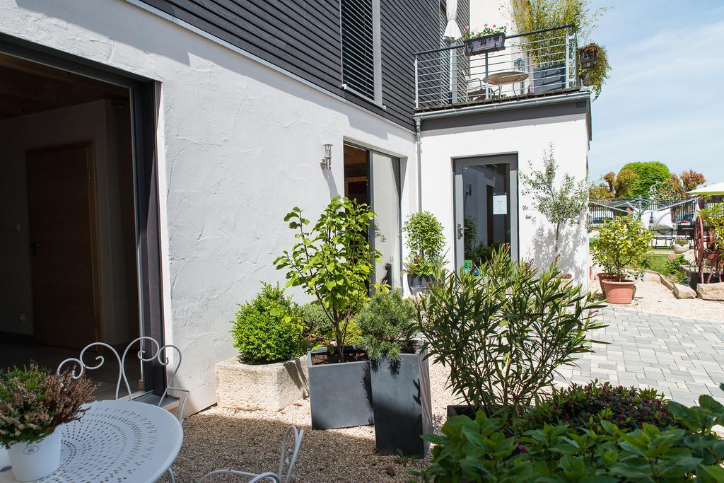 Ame De La Terre Bed & Breakfast Ruffey-les-Echirey Exterior photo